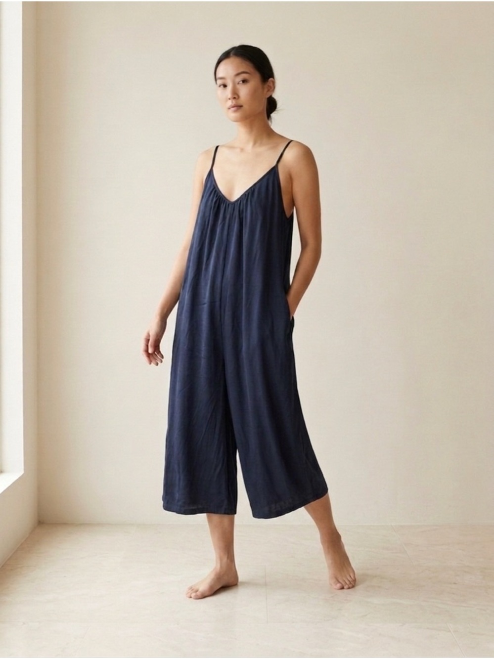 LACAUSA Black Spaghetti-Strap Wide Leg Satin Jumpsuit Extra Small